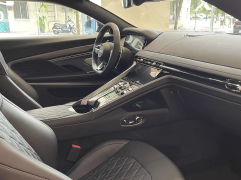 Aston Martin DB12 4.0 V8 Auto