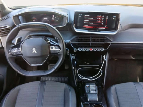 Peugeot 2008 PureTech 130 S&S Allure EAT8 96 kW (130 CV)