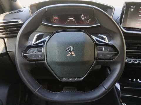 Peugeot 2008 PureTech 130 S&S Allure EAT8 96 kW (130 CV)