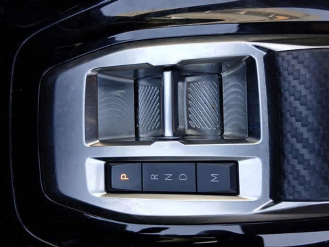 Peugeot 2008 PureTech 130 S&S Allure EAT8 96 kW (130 CV)