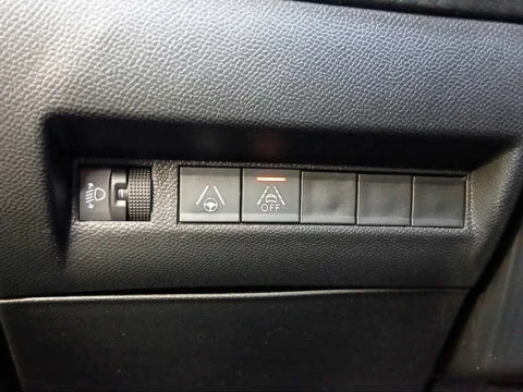 Peugeot 2008 PureTech 130 S&S Allure EAT8 96 kW (130 CV)