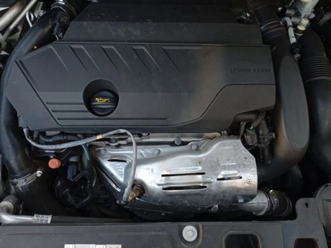 Peugeot 3008 Hybrid 225 e-EAT8 Allure