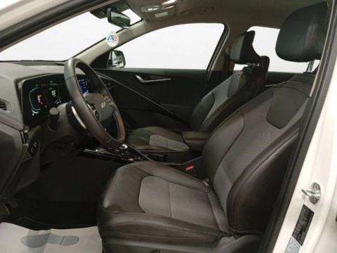 Kia Niro 1.6 GDi HEV 104kW (141CV) Drive