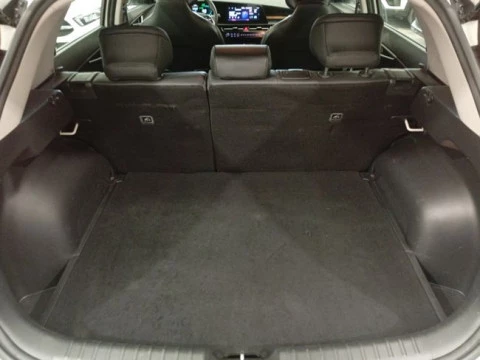 Kia Niro 1.6 GDi HEV 104kW (141CV) Drive