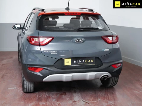 Kia Stonic 1.0 T-GDi MHEV iMT Concept 74 kW (100 CV)