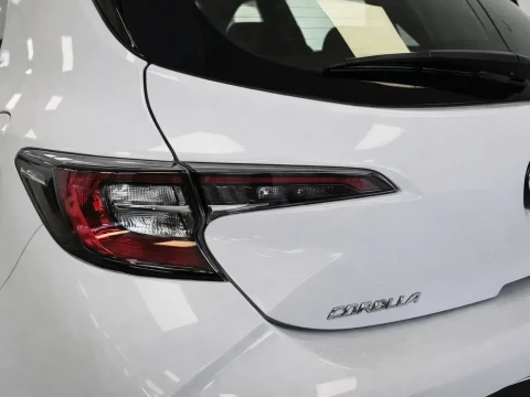 Toyota Corolla 1.8 125H ACTIVE TECH E-CVT