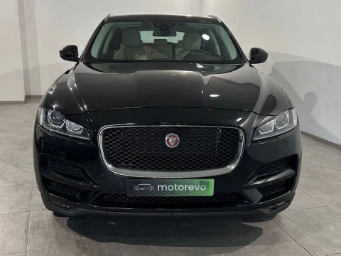 Jaguar F-Pace 2.0D I4  PURE AUT 180