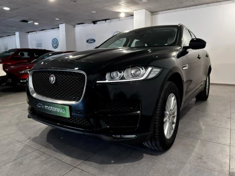 Jaguar F-Pace 2.0D I4  PURE AUT 180