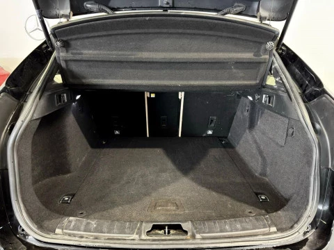 Jaguar F-Pace 2.0D I4  PURE AUT 180