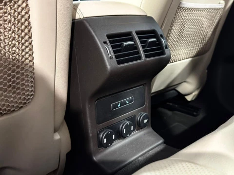 Jaguar F-Pace 2.0D I4  PURE AUT 180