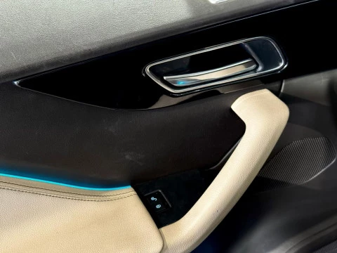 Jaguar F-Pace 2.0D I4  PURE AUT 180