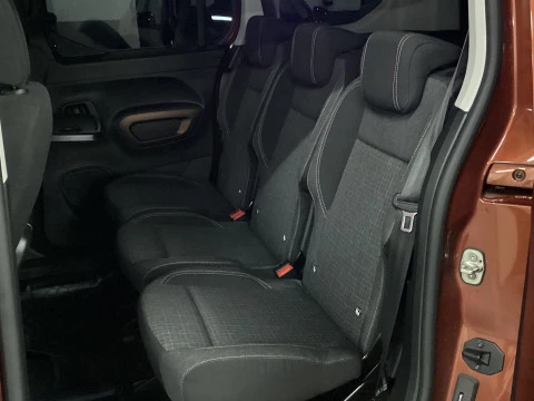 Peugeot Rifter GT Line Standard BlueHDi 96kW EAT8