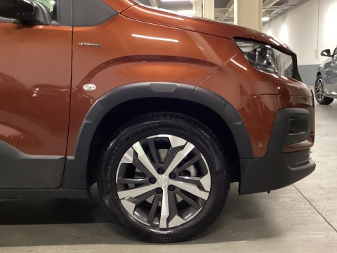 Peugeot Rifter GT Line Standard BlueHDi 96kW EAT8