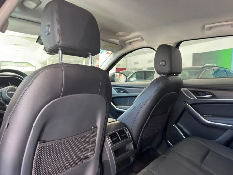 Jaguar F-Pace 2.0D L4 MHEV R-DYNAMIC SE AUT. AWD 163