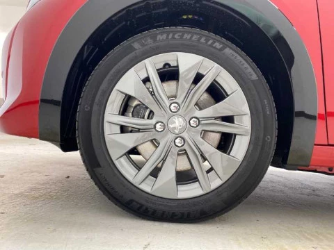 Peugeot 208 Nuevo 208 5P Allure Pack Eléctrico 136 (100 Kw)