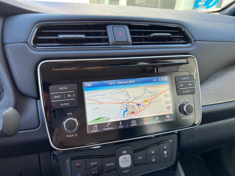 Nissan Leaf  40 kWh Acenta