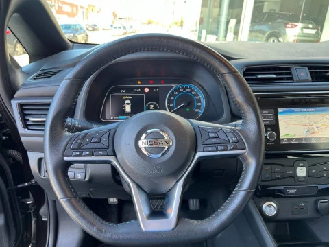 Nissan Leaf  40 kWh Acenta