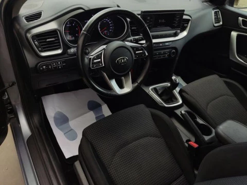 Kia Ceed Tourer Tourer 1.6 MHEV iMT 100kW Concept