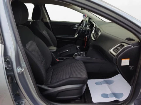 Kia Ceed Tourer Tourer 1.6 MHEV iMT 100kW Concept