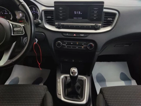 Kia Ceed Tourer Tourer 1.6 MHEV iMT 100kW Concept