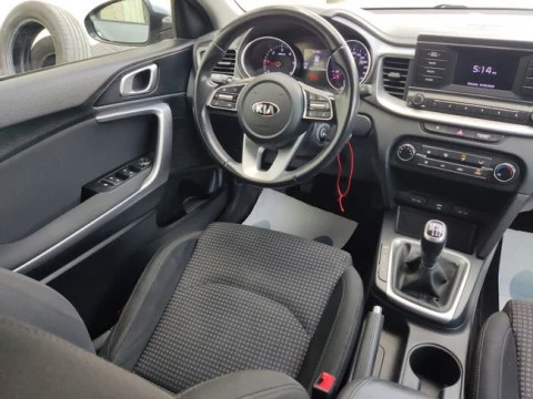 Kia Ceed Tourer Tourer 1.6 MHEV iMT 100kW Concept