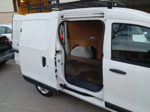 Dacia Dokker  Essential 1.6 75Kw 