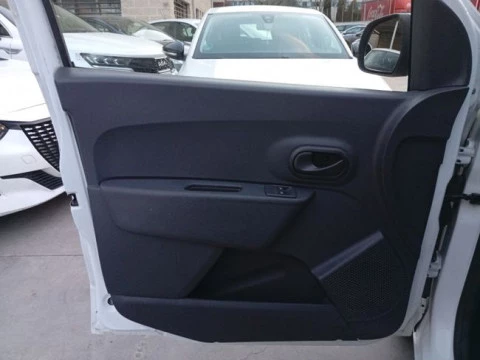 Dacia Dokker  Essential 1.6 75Kw 