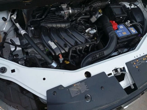 Dacia Dokker  Essential 1.6 75Kw 