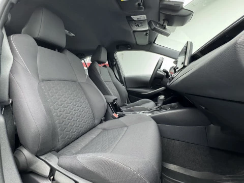 Toyota Corolla 1.8 125H ACTIVE TECH E-CVT