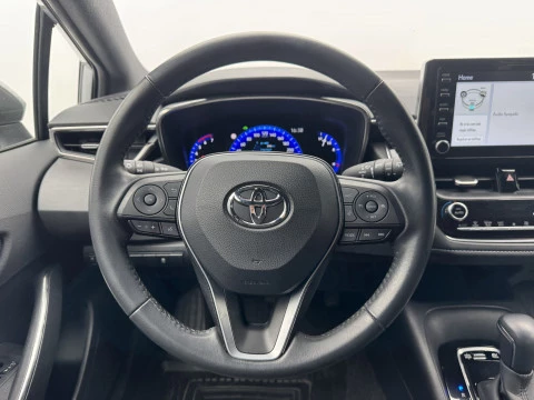 Toyota Corolla 1.8 125H ACTIVE TECH E-CVT