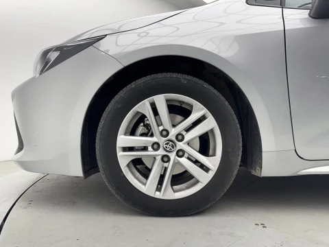 Toyota Corolla 1.8 125H ACTIVE TECH E-CVT