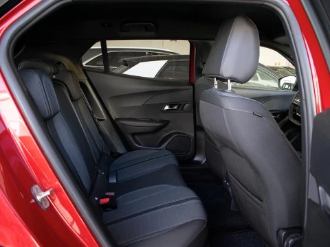 Peugeot 2008 1.5 BLUEHDI 130 S&S ALLURE AUTO 5P