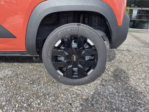 Dacia Spring Extreme Electric 48kW (65CV)