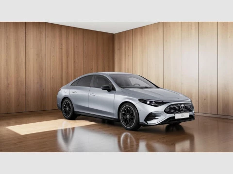 Mercedes-Benz CLA  250+ con tecnologia EQ