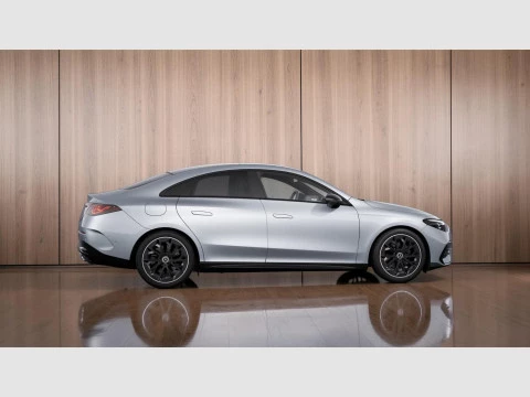 Mercedes-Benz CLA  250+ con tecnologia EQ