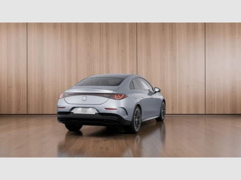 Mercedes-Benz CLA  250+ con tecnologia EQ