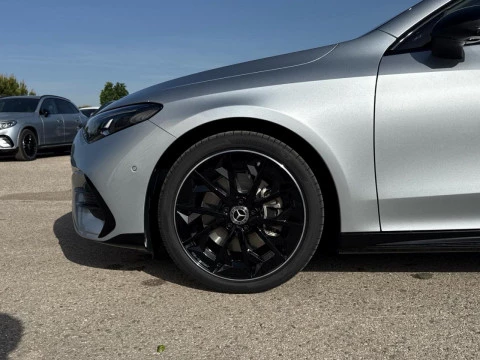 Mercedes-Benz CLA  250+ con tecnologia EQ