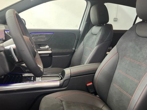 Mercedes-Benz GLA 200 D