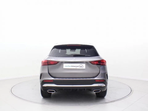 Mercedes-Benz GLA 1.3 GLA 250 E DCT 218 5P