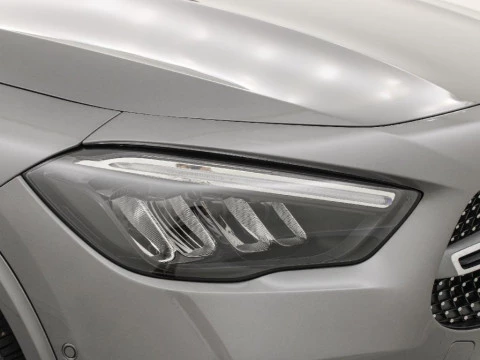 Mercedes-Benz GLA 1.3 GLA 250 E DCT 218 5P