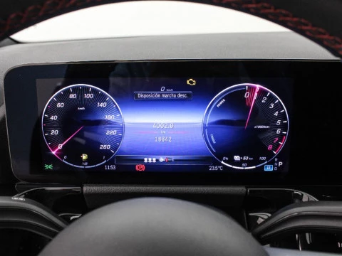 Mercedes-Benz GLA 1.3 GLA 250 E DCT 218 5P
