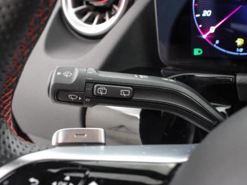 Mercedes-Benz GLA 1.3 GLA 250 E DCT 218 5P