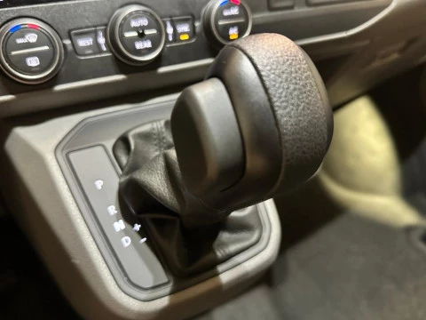 Volkswagen Caravelle 2.0 TDI DSG BMT SWB ORIGIN 150CV