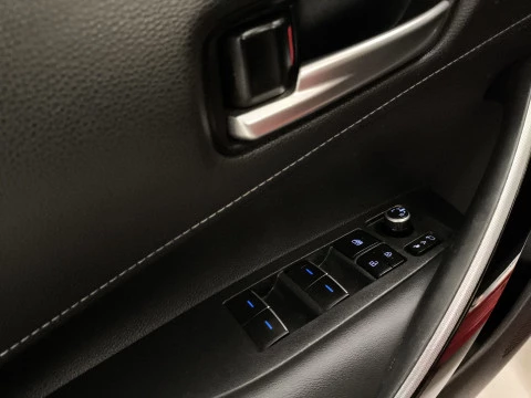 Toyota Corolla 180H FEEL! E-CVT 132 kW (180 CV)