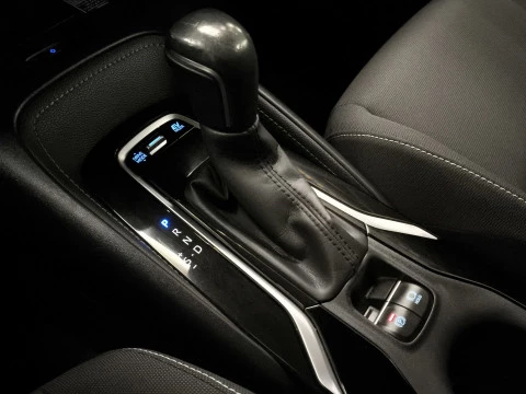 Toyota Corolla 180H FEEL! E-CVT 132 kW (180 CV)