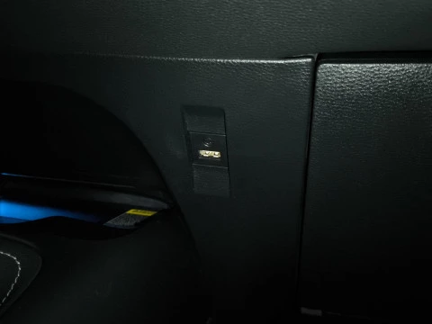 Toyota Corolla 180H FEEL! E-CVT 132 kW (180 CV)