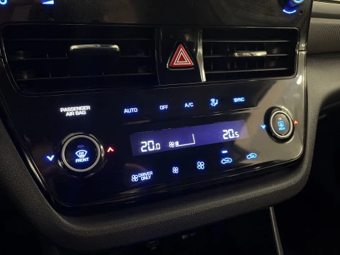 Hyundai IONIQ 1.6 GDI PHEV Klass DCT 104 kW (141 CV)