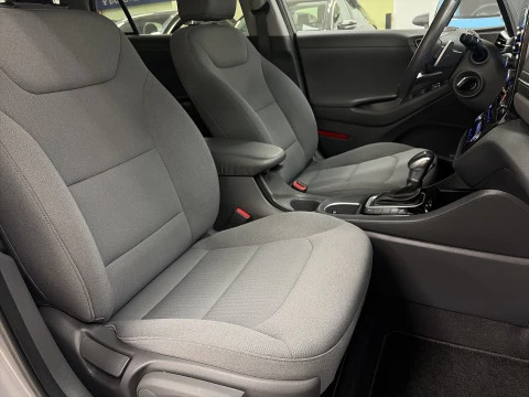 Hyundai IONIQ 1.6 GDI PHEV Klass DCT 104 kW (141 CV)