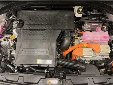 Hyundai IONIQ 1.6 GDI PHEV Klass DCT 104 kW (141 CV)