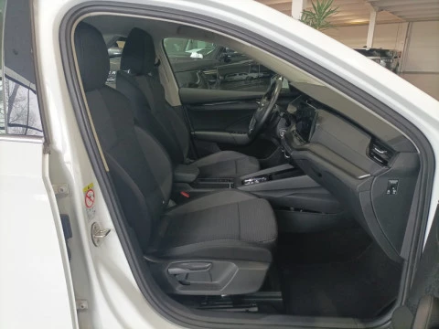 Skoda Octavia 1.5 TSI m-HEV 110kW (150CV) DSG Ambition